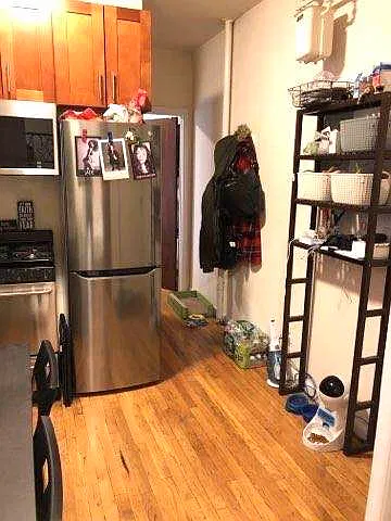 238 East 25th Street — Photo 2