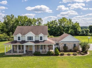 16260 Purcellville Rd, Purcellville, VA 20132