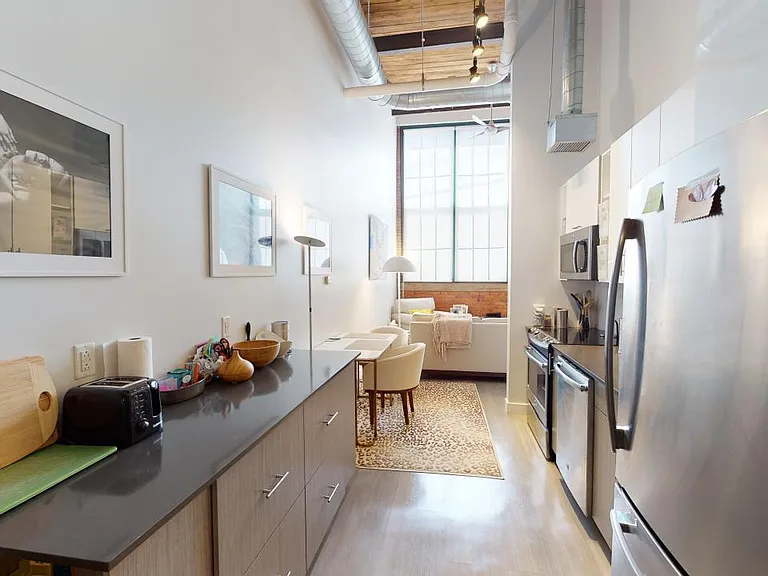 Hathaway Lofts — Photo 13