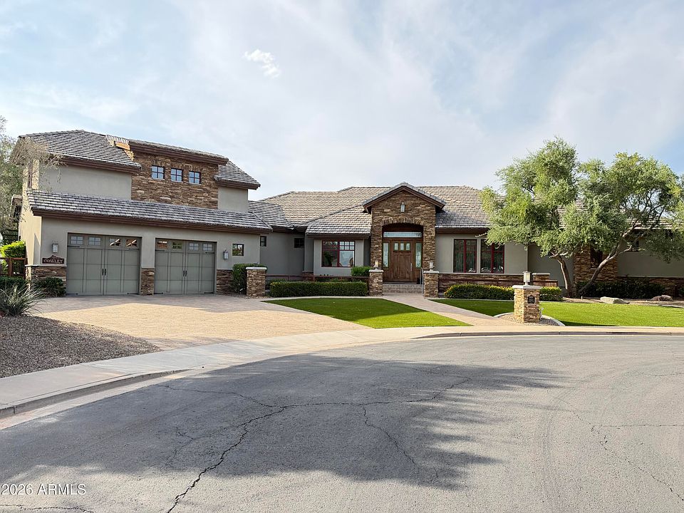 1st image of 2840 N Whiting Circle