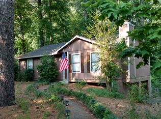 711 Wedgewood Dr, Alpharetta, GA 30009