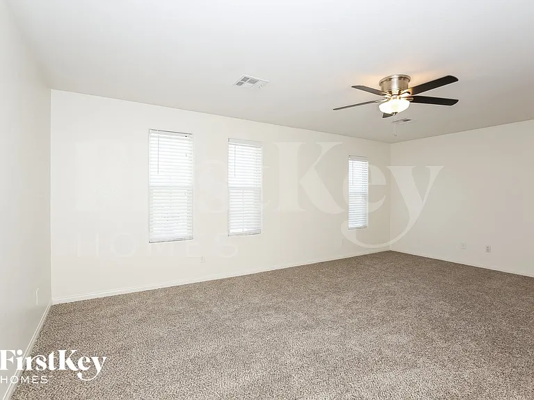 133 Cracked Tree Ave — Photo 7