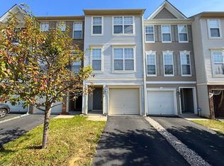 15616 John Diskin Cir, Woodbridge, VA 22191