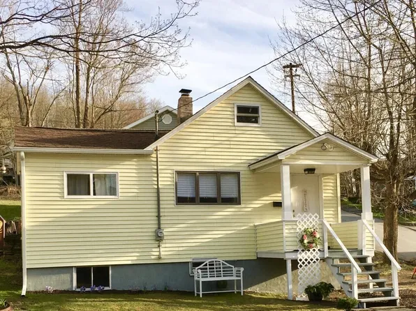 116 Brook St, Carbondale, PA 18407