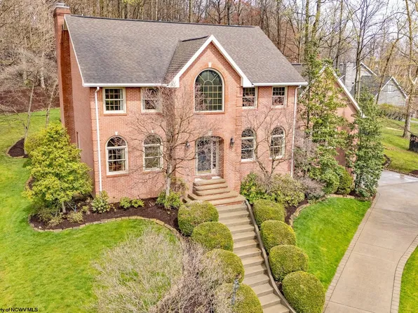 3715 Swallowtail Dr, Morgantown, WV 26508