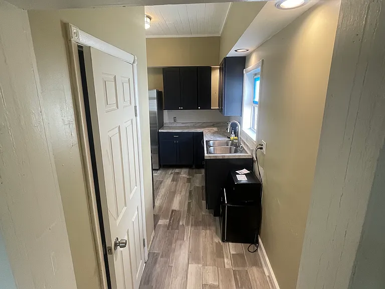1609 McGraft St — Photo 30