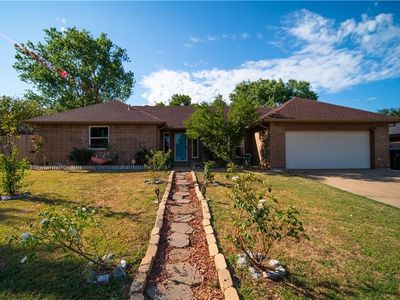 2225 Cottonwood Rd, Norman, OK, 73071
