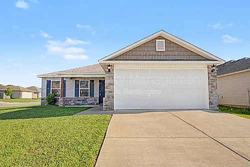 946 E Sparrow Cir Photo 1