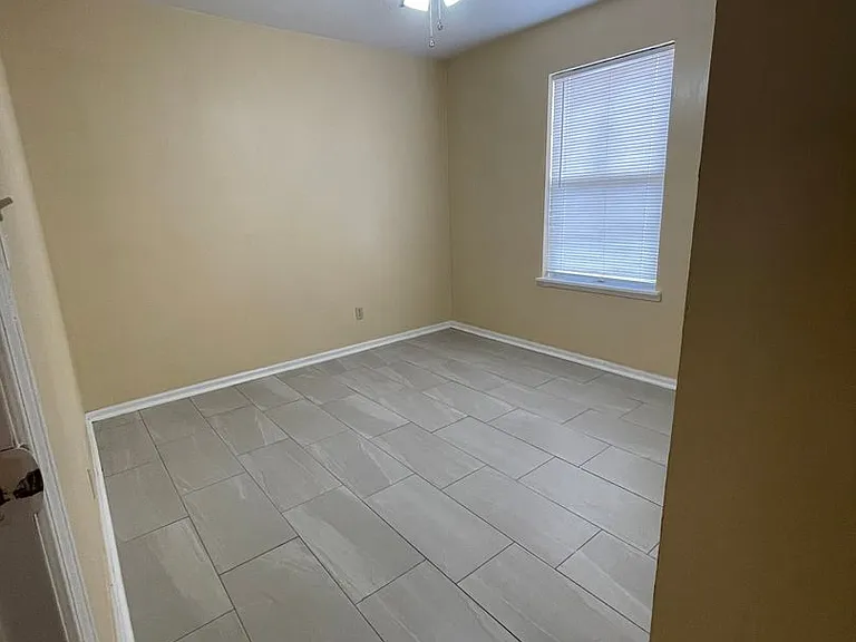 716 Persimmon Pass — Photo 25