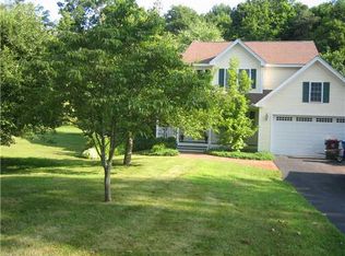 42 Oakland Ave, Farmington, CT 06032