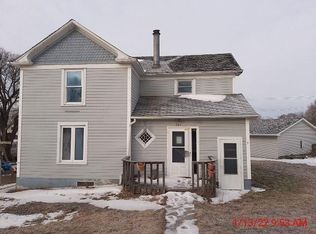 705 4th Ave E, Mobridge, SD 57601