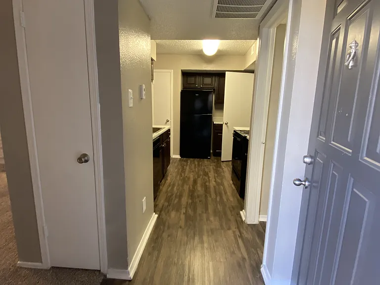 Walnut Creek Apartments — Photo 141