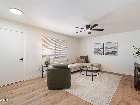 3rd image of 10404 W AUDREY Drive