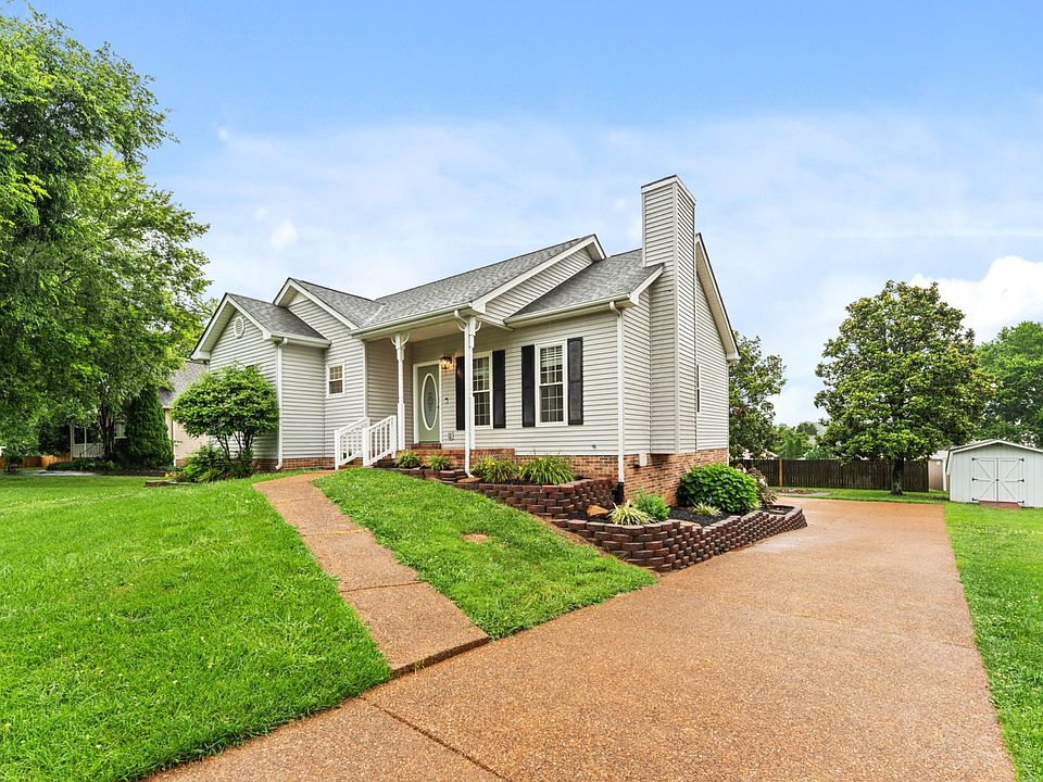 1st image of 3708 Jay Ln