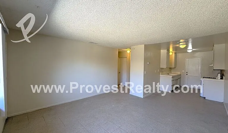20130 Rimrock Rd #B — Photo 5