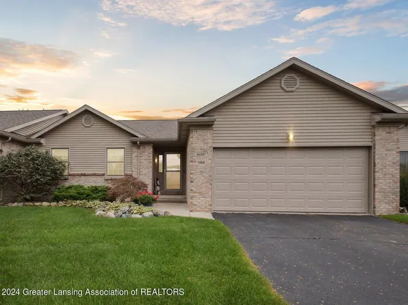 1166 Emerald Dr #53, Charlotte, MI 48813