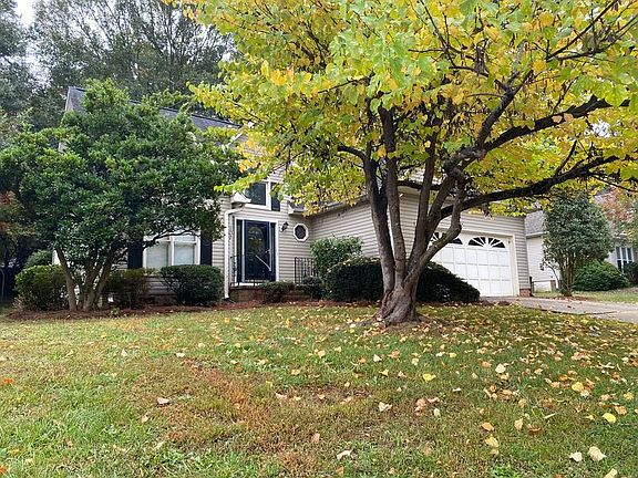 2nd image of 107 Rocky Chase Dr