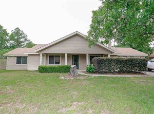 317 Cheyenne Dr, Warner Robins, GA 31093