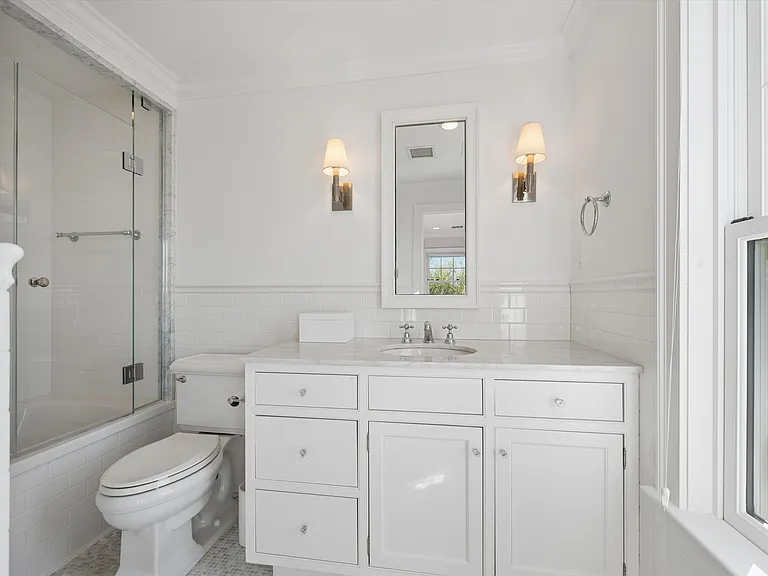 70 Cold Spring Point Rd — Photo 9