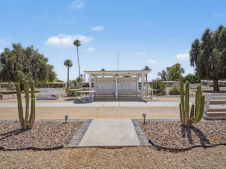 10606 W Oakmont Dr — Photo 12