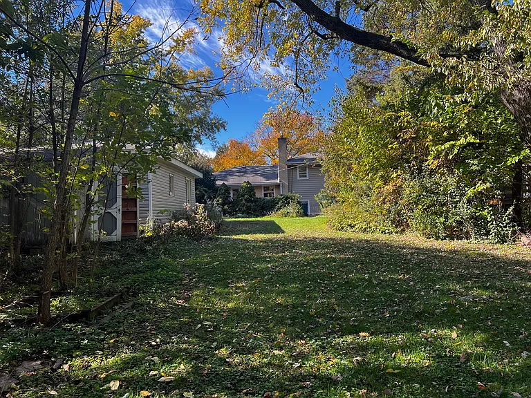 5341 Grand Ave — Photo 3