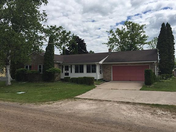 4th image of 1905 Tweed St