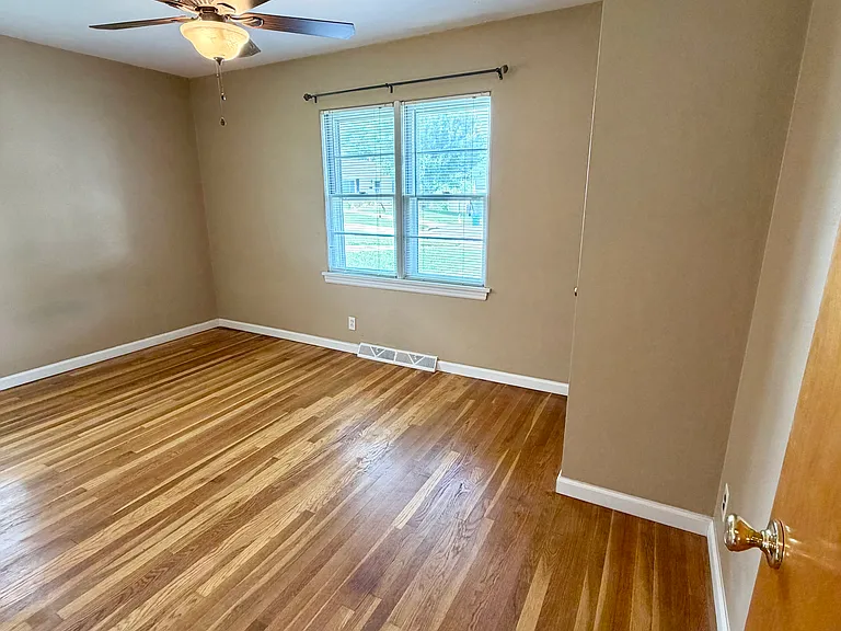 11 Rose Ct — Photo 34