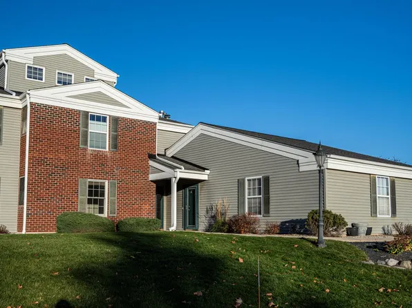 N17W26899 East Fieldhack DRIVE #D, Pewaukee, WI 53072