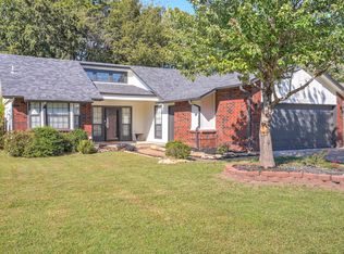 4908 S Juniper Ave, Broken Arrow, OK 74011
