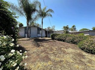 716 Elmwood Dr, Escondido, CA 92025