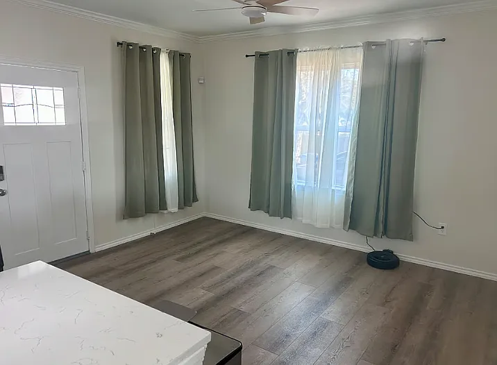 502 Potomac St — Photo 13