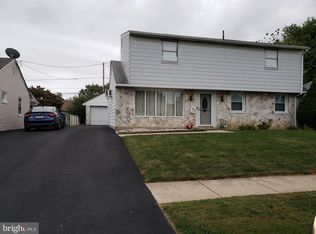3740 Cedarcrest Rd, Bensalem, PA 19020