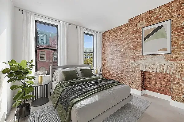 Bedroom, photo 1