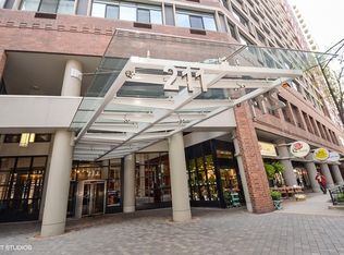 211 E Ohio St APT 1906, Chicago, IL 60611
