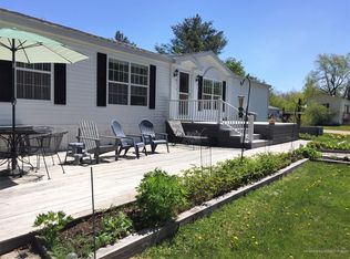 15 Cedar Rd, Belmont, ME 04952