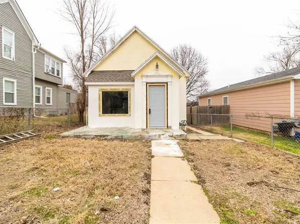 721 S 14th St, Saint Joseph, MO 64501