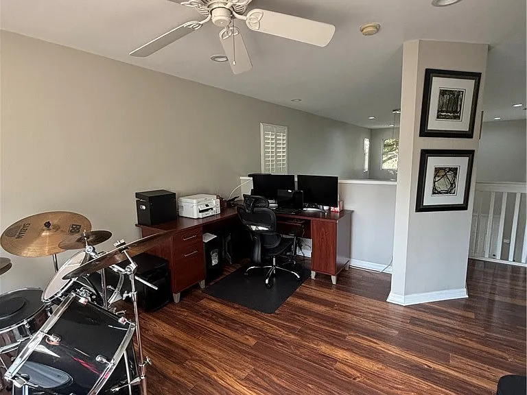 9450 Silver Pine Loop — Photo 14