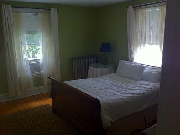 Large Bedroom