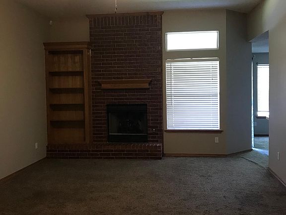 4th image of 317 Amanda Dr
