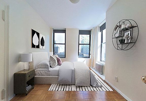 2nd image of 201 E 73rd St APT 1