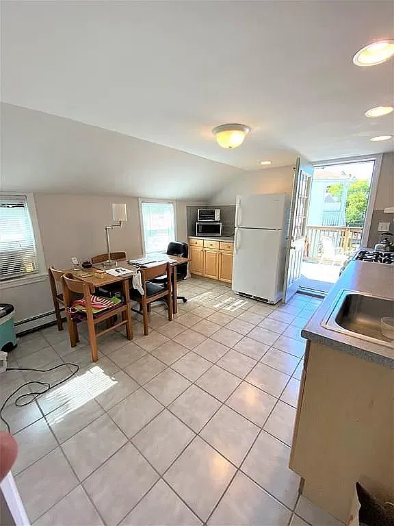 1 bed, 618 sqft, $1,975 — Photo 4