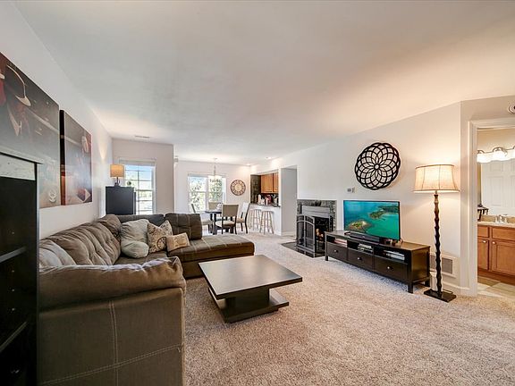 3rd image of 1741 Eastwood Ct APT 1