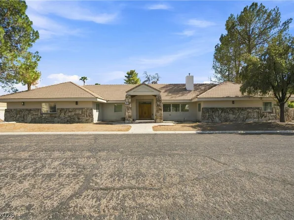 3840 Topaz St, Las Vegas, NV 89121