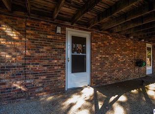 864 Hillcrest Dr APT A, Radcliff, KY 40160