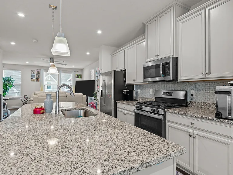 1732 Defiance Dr — Photo 7