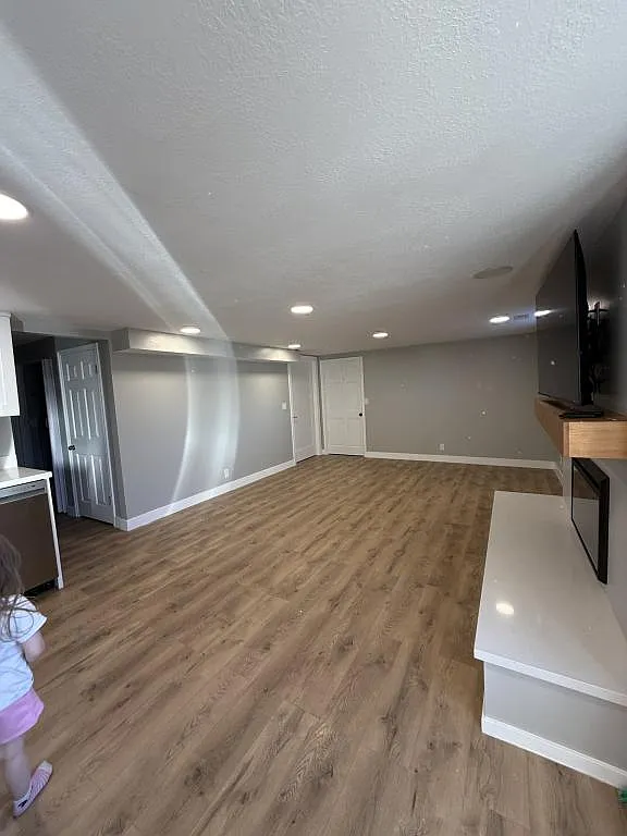 1433 Bluebell Cir — Photo 4