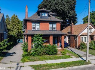 74 Kenilworth Ave S, Hamilton, ON L8K 2S9