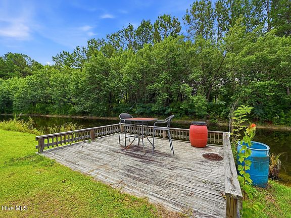 5th image of 796 Mary White Road