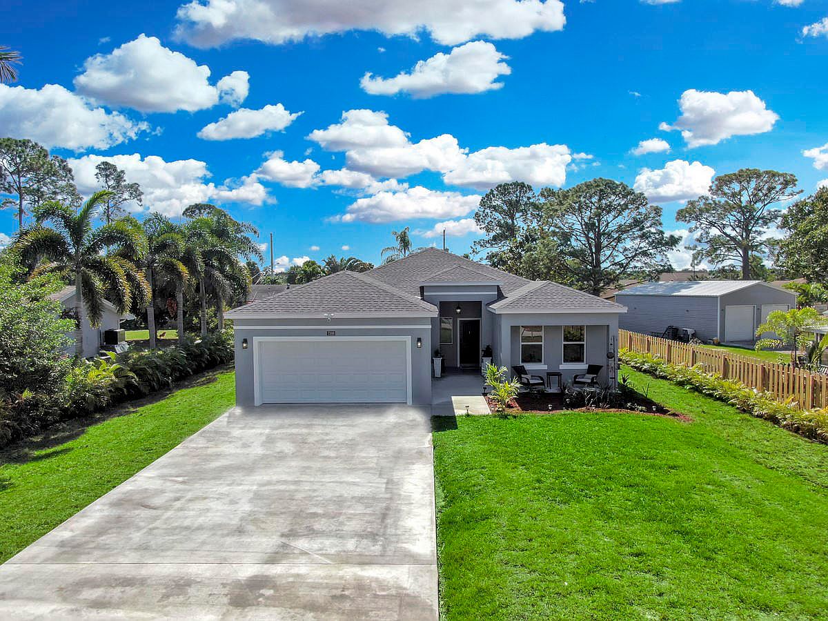 7598 Seabreeze Dr, Lake Worth, FL 33467 Zillow