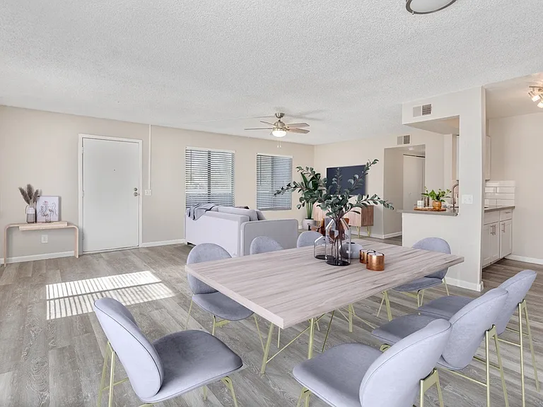 Rise Camelback — Photo 20